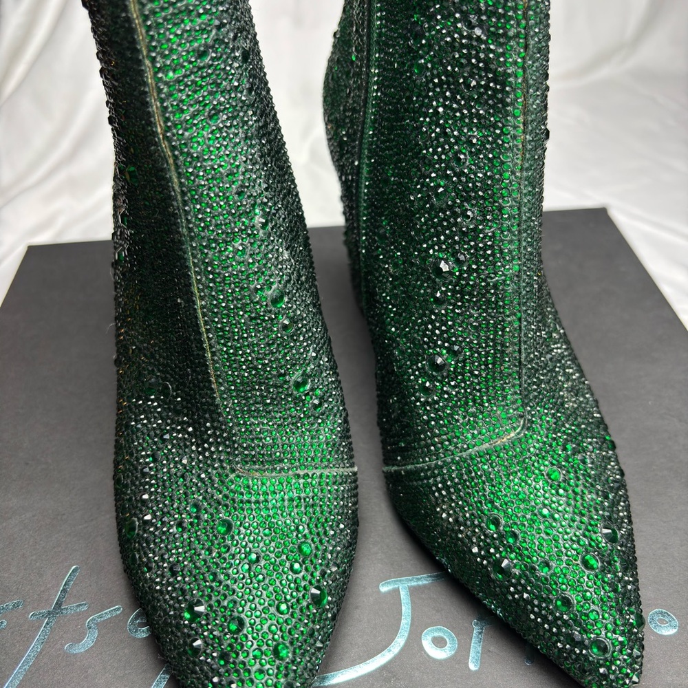 NWB Betsey Johnson Cady Emerald Rhinestone Ankle Boots.‎ SIZE 5.5 - Picture 10 of 12